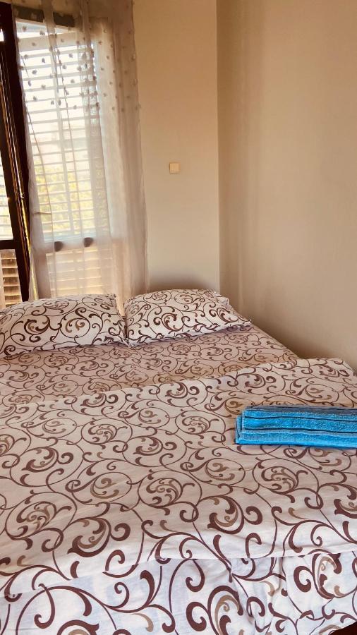 Garden View Guestroom Podgorica Exteriör bild